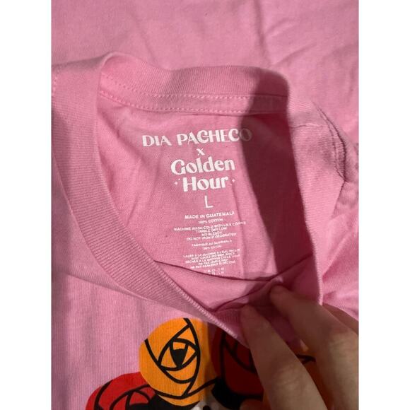 NWT Dia Pacheco x Golden‎ Hour UO Women Shirt Pink Short Sleeve Cotton Spanish - Picture 7 of 7
